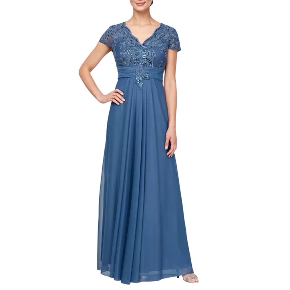 Alex Evenings Blue Sequin Embroidered Lace Gown V Neck Cap Sleeve Size 6